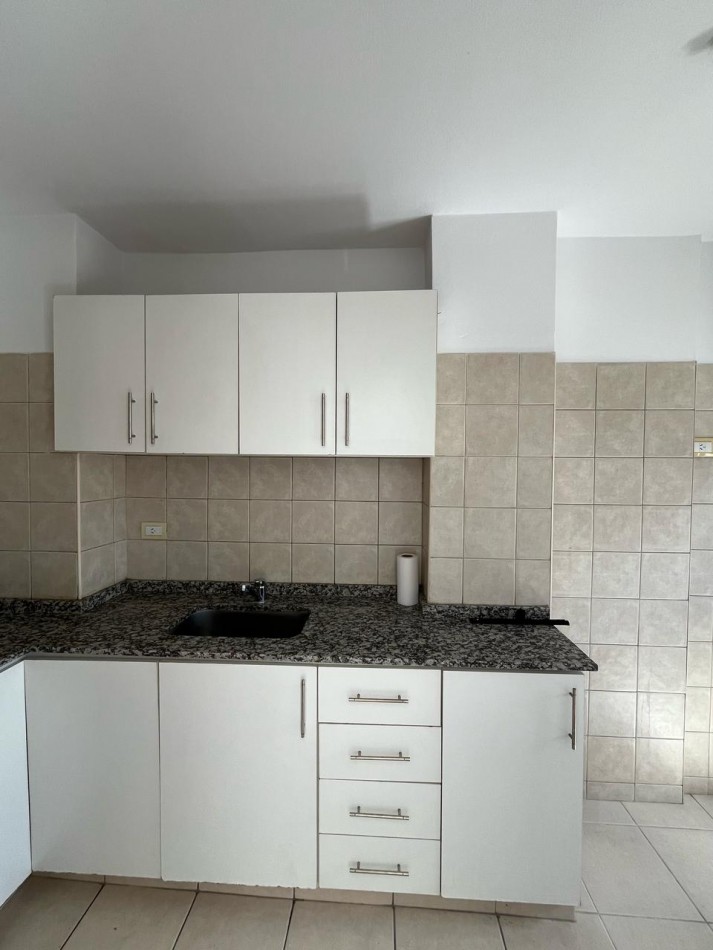 DEPARTAMENTO DUPLEX CENTRO - 1 DORM - 2 BAÑOS - TERRAZA CON ASADOR - APTO CREDITO