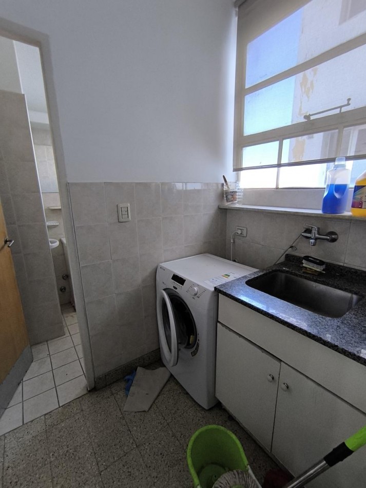 EXCLUSIVO DEPARTAMENTO EDIFICIO ROGGIO - B° COFICO - 5 DORMITORIOS - 4 BAÑOS - COCHERA