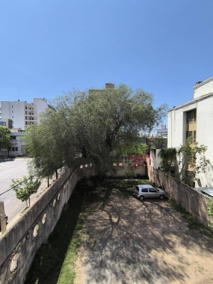 EXCLUSIVO DEPARTAMENTO EDIFICIO ROGGIO - B° COFICO - 5 DORMITORIOS - 4 BAÑOS - COCHERA