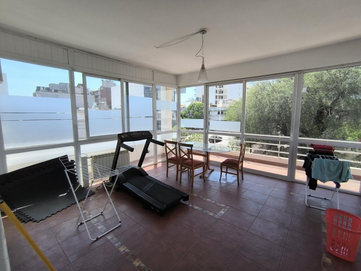EXCLUSIVO DEPARTAMENTO EDIFICIO ROGGIO - B° COFICO - 5 DORMITORIOS - 4 BAÑOS - COCHERA