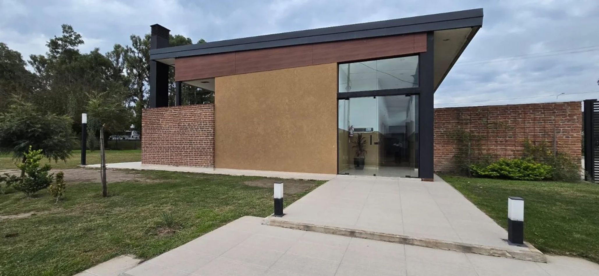 HERMOSO LOTE EN VENTA EN TEJAS CUATRO 477M2 SEGURIDAD 24HS 