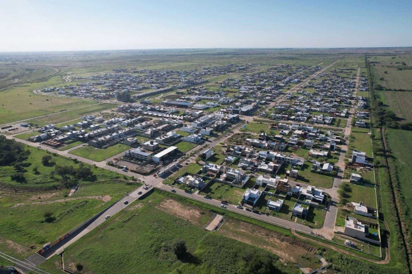 OPORTUNIDAD LOTE EN VENTA DOCTA CENTRAL 250 M2 ESQUINA APTO DUPLEX SEGURIDAD 24HS