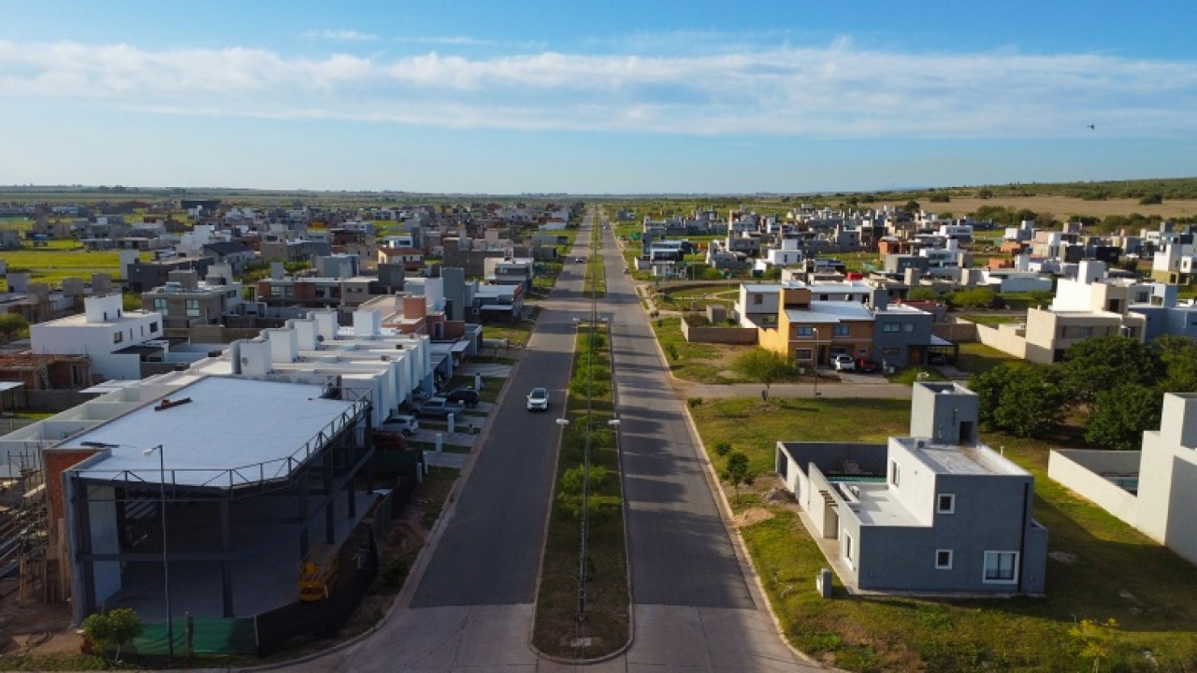 OPORTUNIDAD LOTE EN VENTA DOCTA CENTRAL 250 M2 ESQUINA APTO DUPLEX SEGURIDAD 24HS