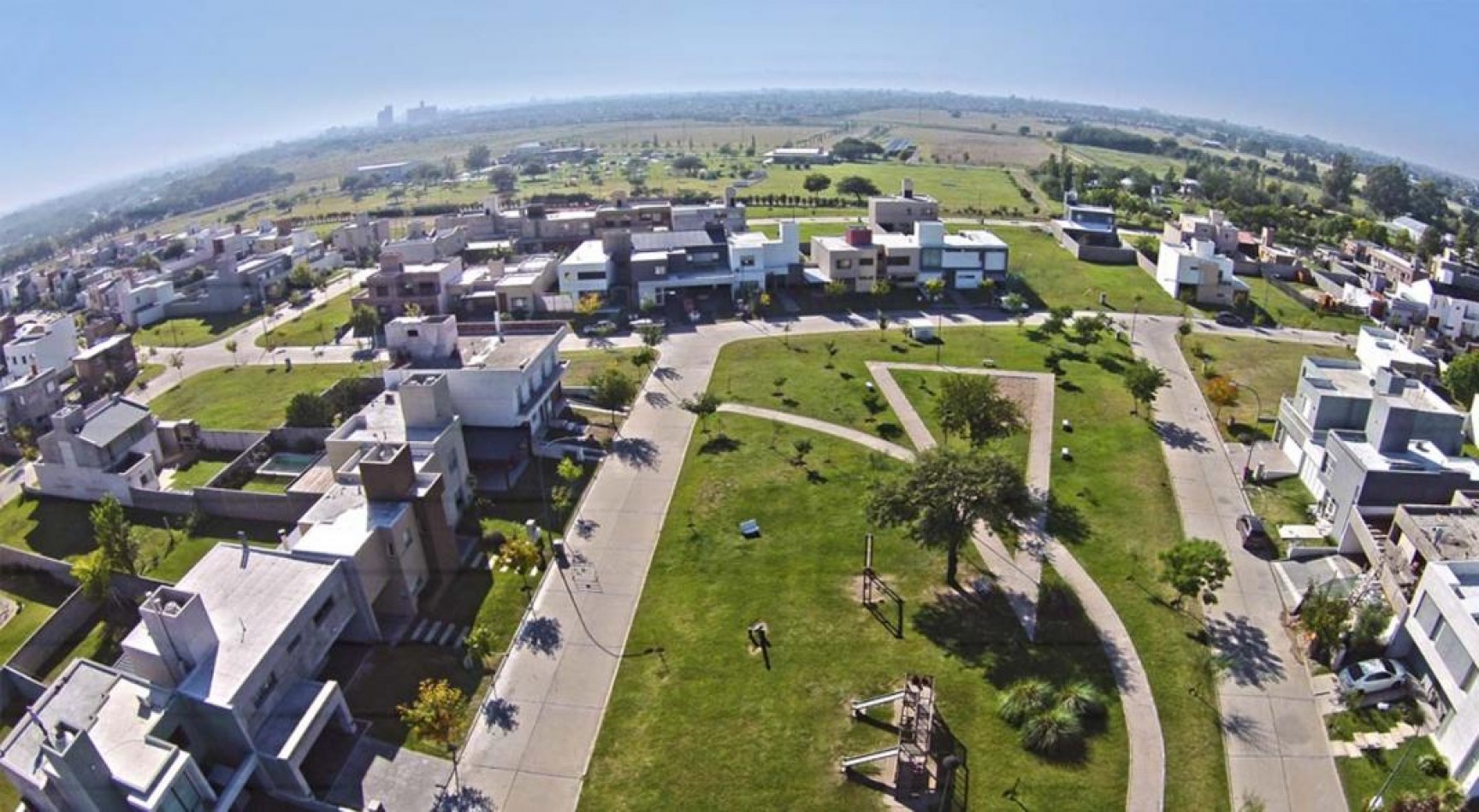 LOTE EN VENTA RINCONES DE MANANTIALES APTOS DUPLEX SEGURIDAD 24HS