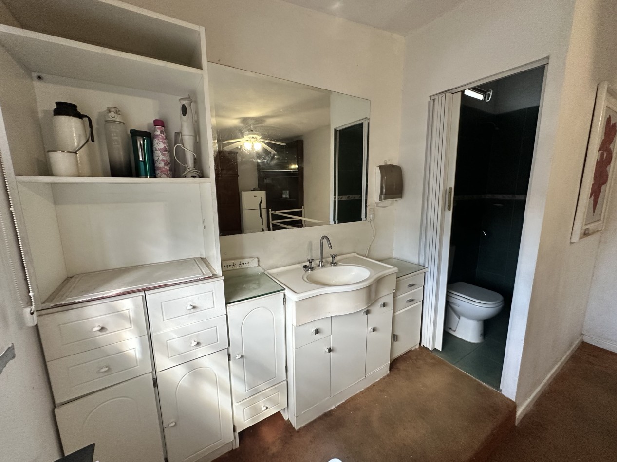 CASA EN VENTA VILLA BELGRANO IDEAL OFICINAS O CONSULTORIOS 2 DORMITORIOS SALA DE REUNION 200M2