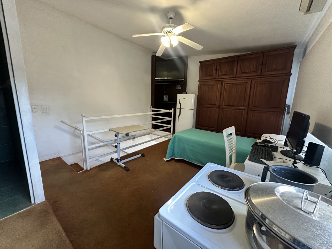 CASA EN VENTA VILLA BELGRANO IDEAL OFICINAS O CONSULTORIOS 2 DORMITORIOS SALA DE REUNION 200M2