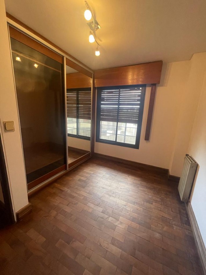 Departamento en venta en Nueva Cordoba Piso completo con cochera | FINANCIABLE | Av. Poeta Lugones 150