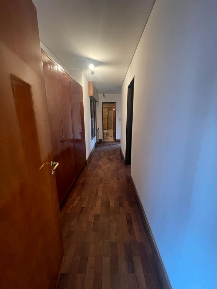 Departamento en venta en Nueva Cordoba Piso completo con cochera | FINANCIABLE | Av. Poeta Lugones 150