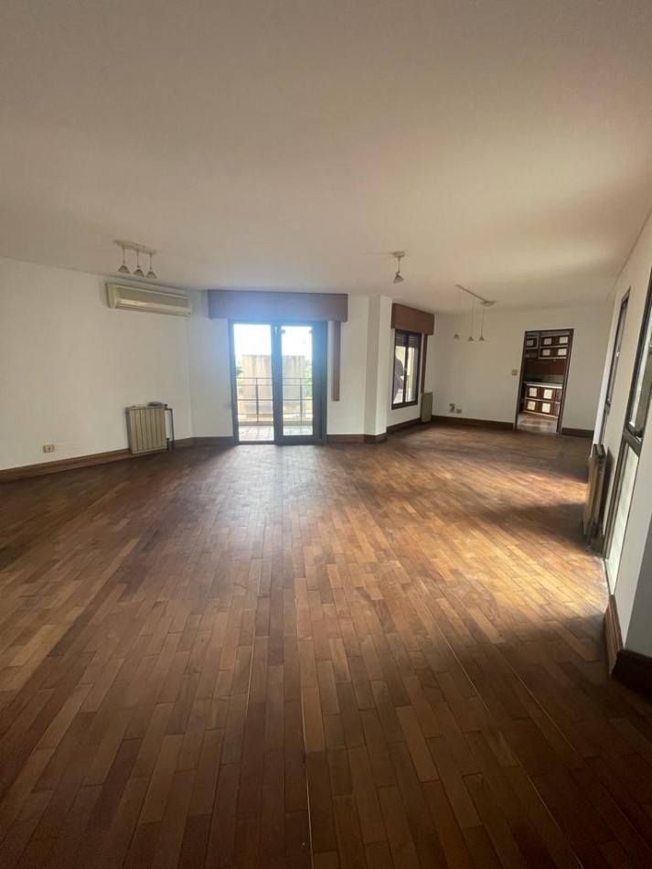 Departamento en venta en Nueva Cordoba Piso completo con cochera | FINANCIABLE | Av. Poeta Lugones 150