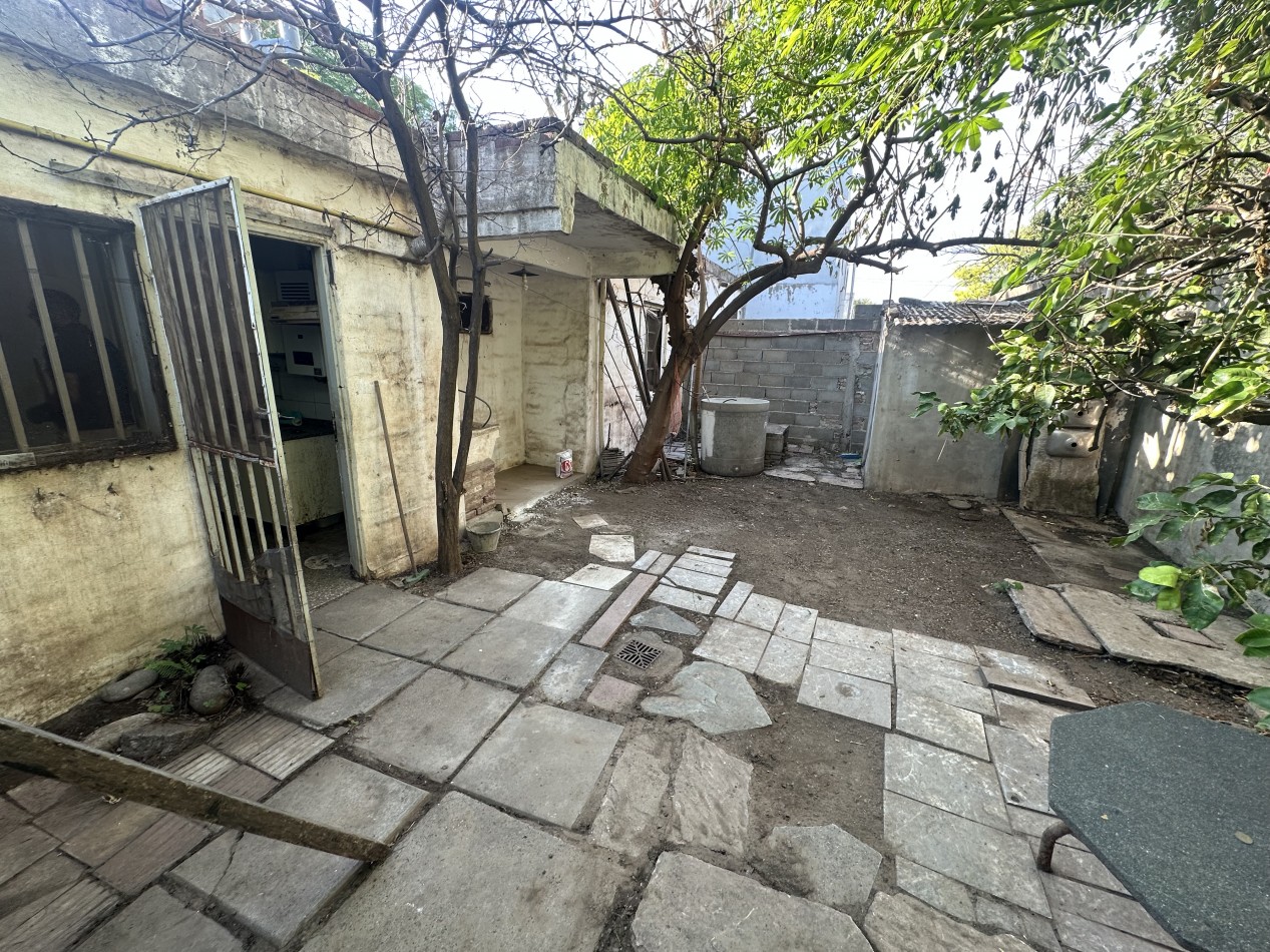 Casa a reciclar con gran potencial de renta en Barrio Matienzo - Diaz de la Fuente 3200