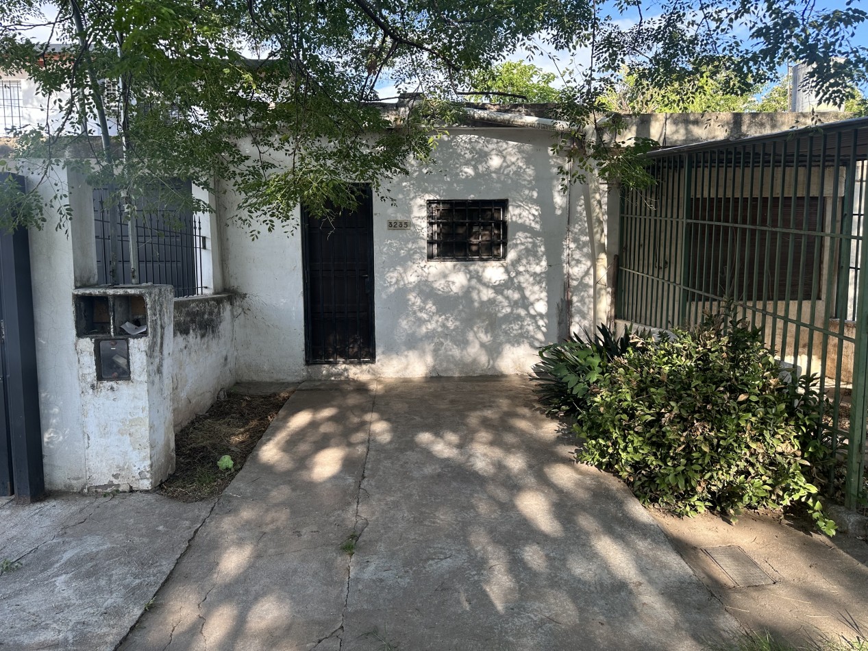Casa a reciclar con gran potencial de renta en Barrio Matienzo - Diaz de la Fuente 3200