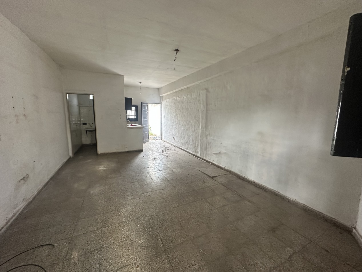Casa a reciclar con gran potencial de renta en Barrio Matienzo - Diaz de la Fuente 3200