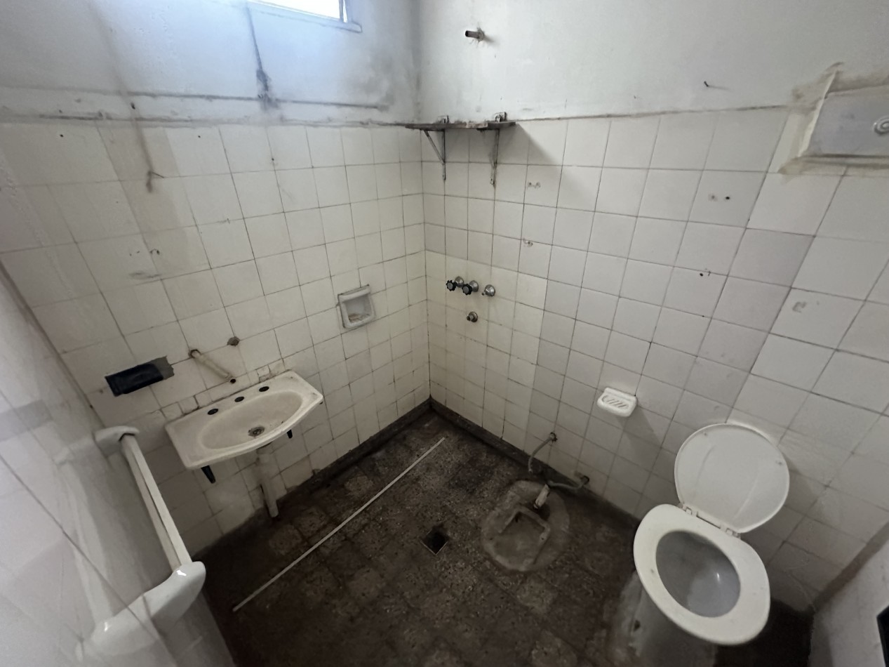 Casa a reciclar con gran potencial de renta en Barrio Matienzo - Diaz de la Fuente 3200