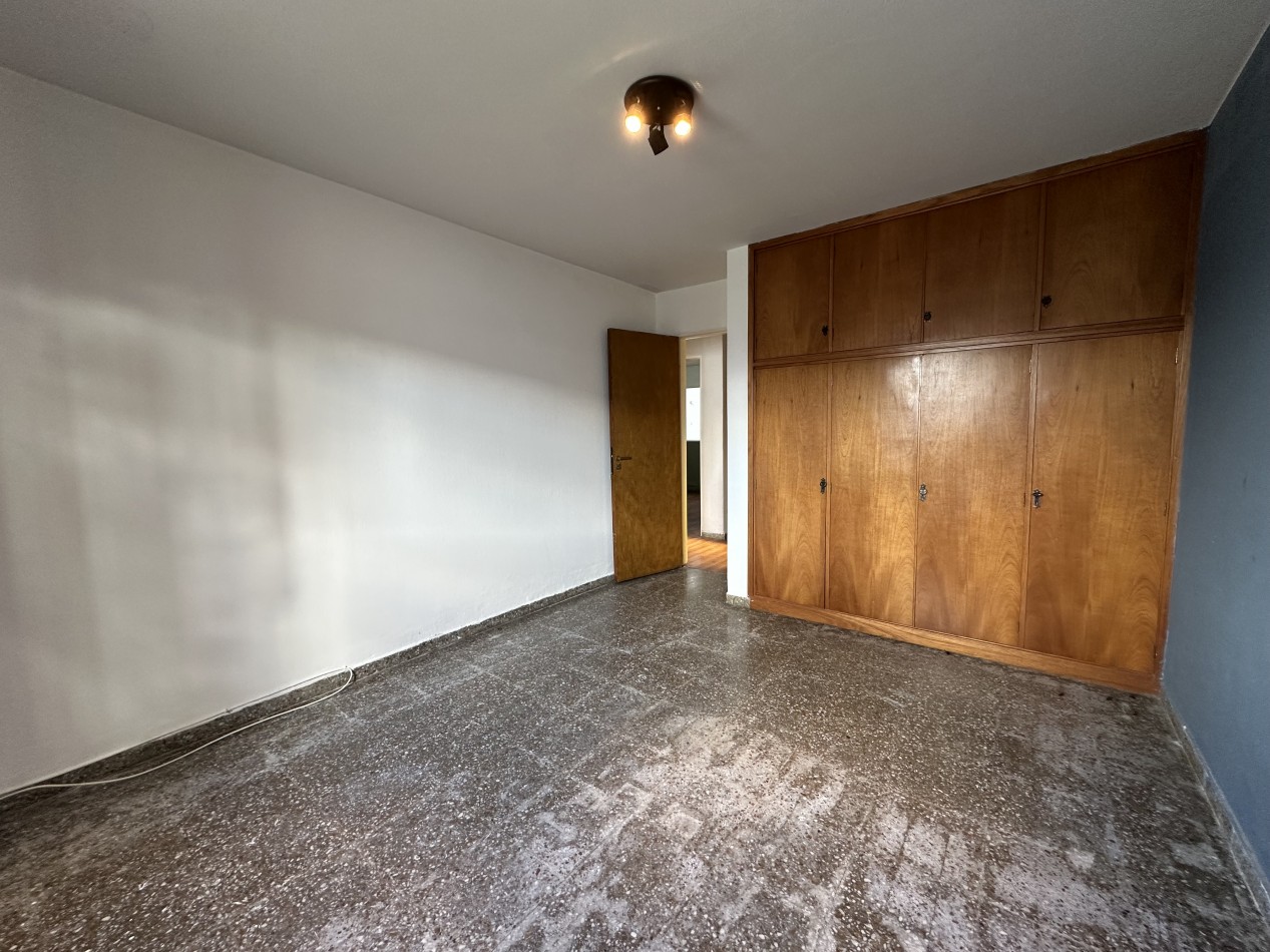 Oportunidad Casa en venta 3 dormitorios con pileta y quincho - Barrio Matienzo