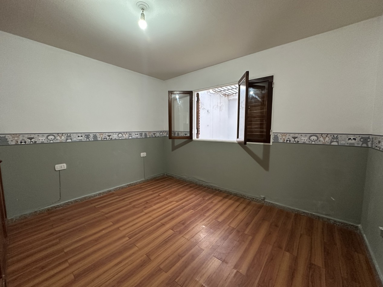 Oportunidad Casa en venta 3 dormitorios con pileta y quincho - Barrio Matienzo