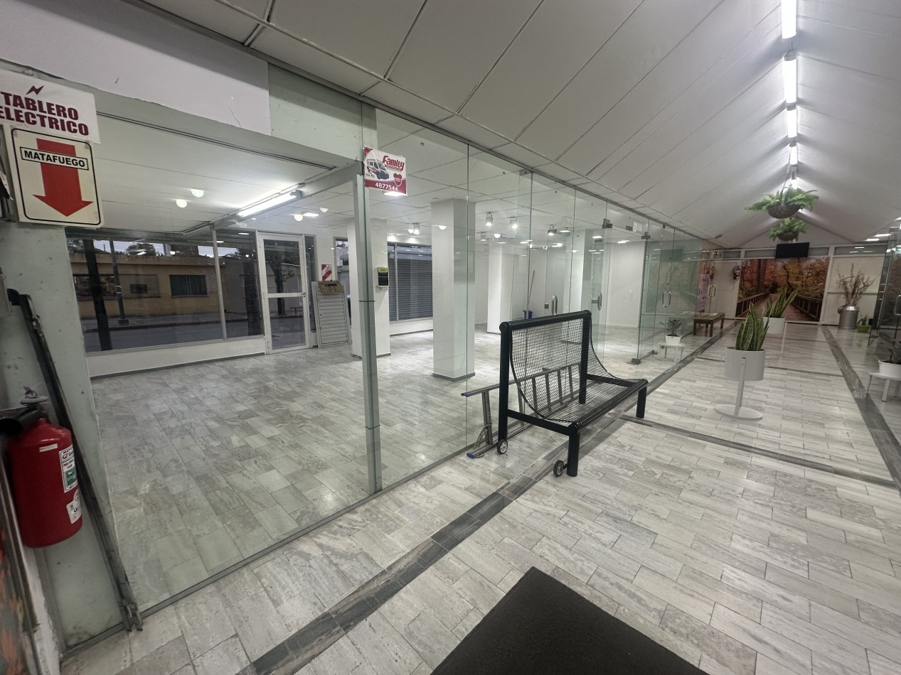 Local comercial en alquiler en galeria - 62 m² - Matienzo