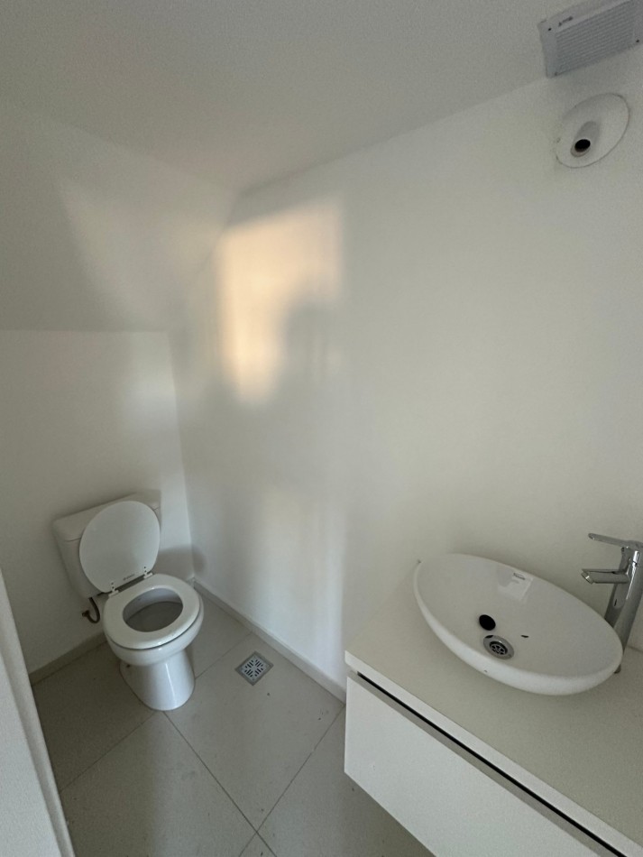 Duplex en venta en Docta Boulevard - 2 dormitorios con patio y cochera