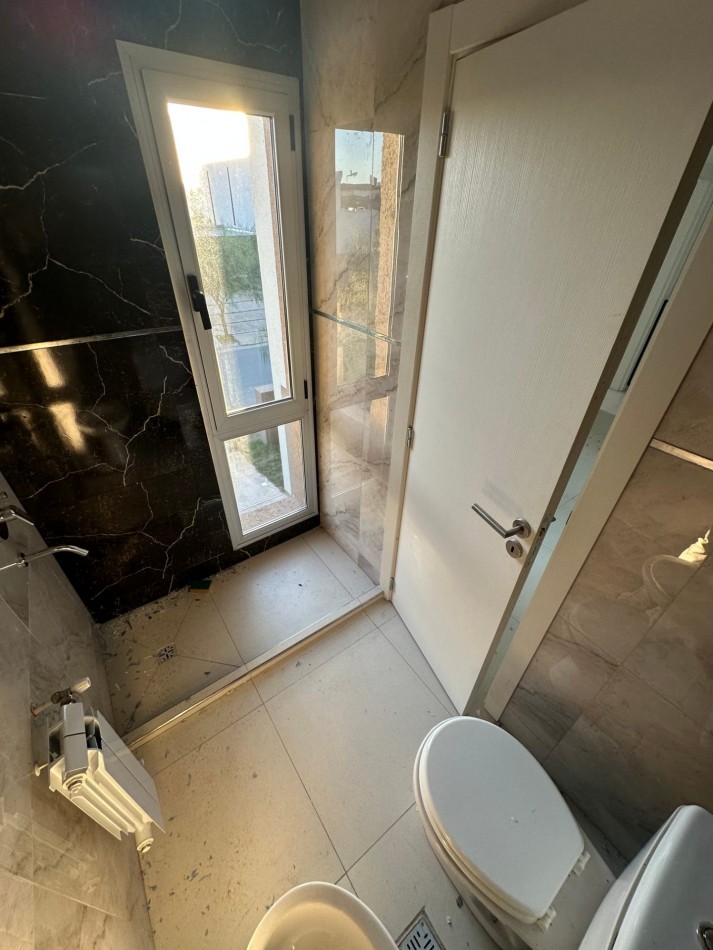 Duplex en venta en Docta Boulevard - 2 dormitorios con patio y cochera