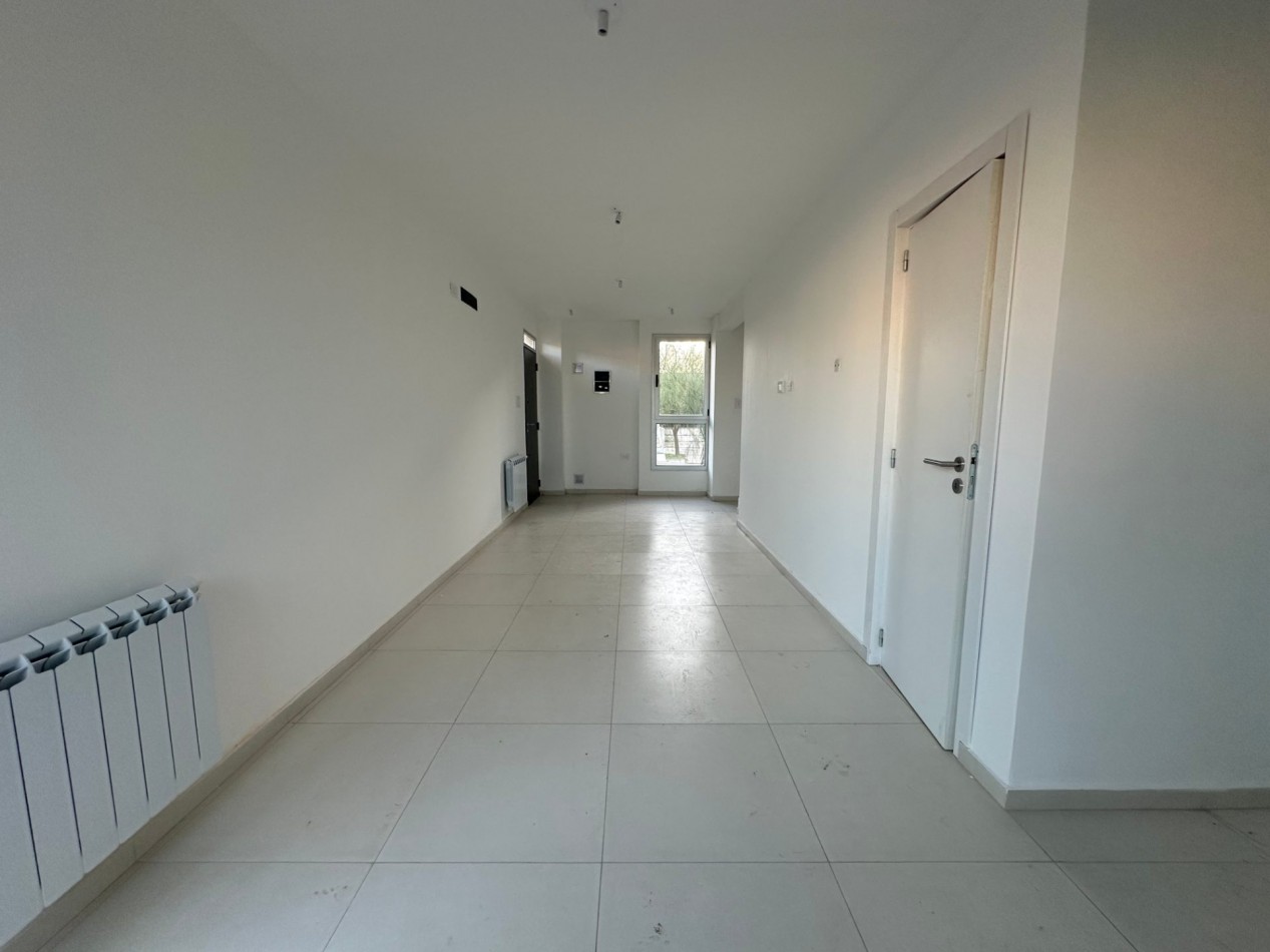 Duplex en venta en Docta Boulevard - 2 dormitorios con patio y cochera
