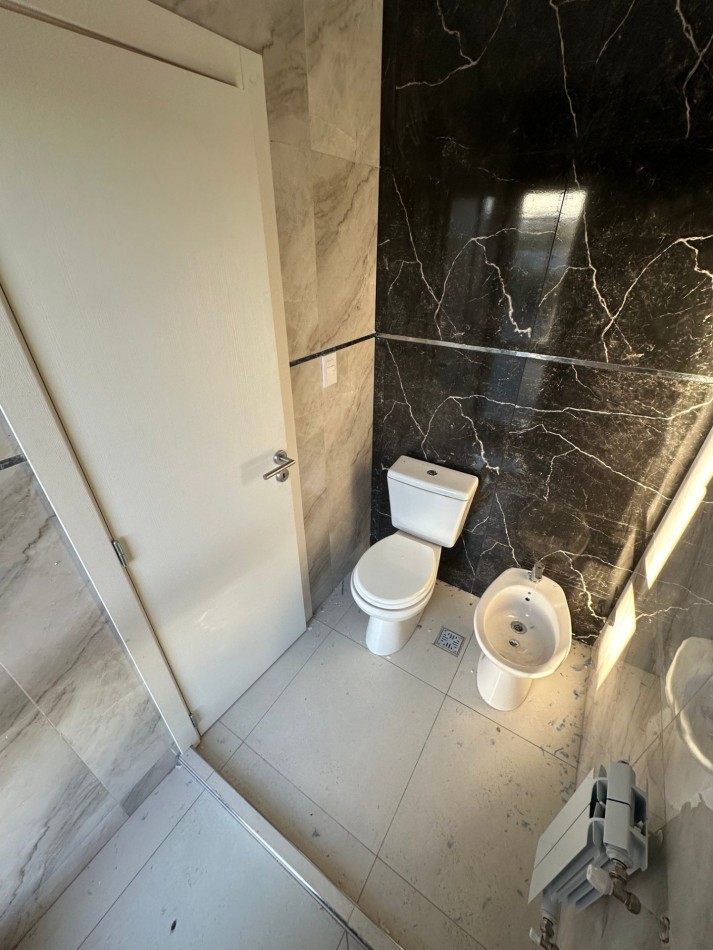 Duplex en venta en Docta Boulevard - 2 dormitorios con patio y cochera