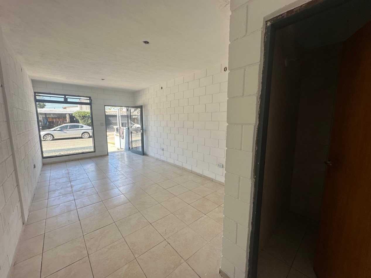 Locales Comerciales en alquiler Villa Adela