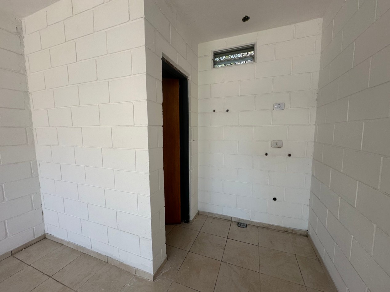 Locales Comerciales en alquiler Villa Adela