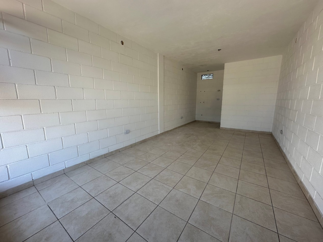 Locales Comerciales en alquiler Villa Adela