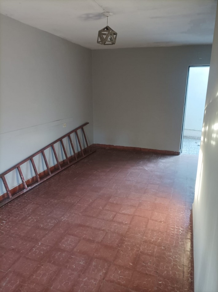 Casa en venta en Barrio Arenales - Gran terreno y potencial de ampliacion
