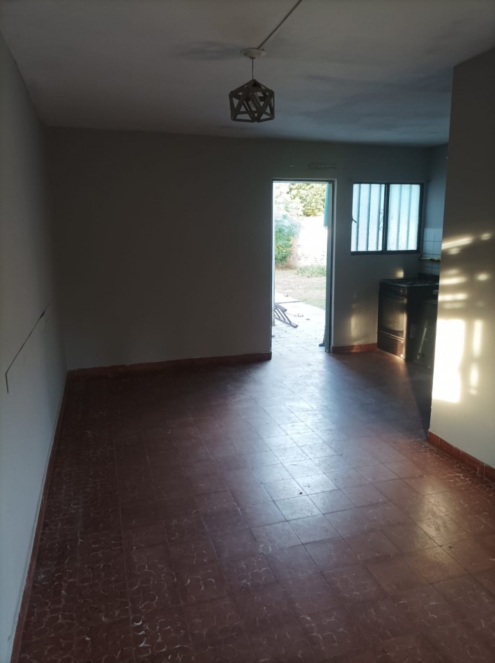 Casa en venta en Barrio Arenales - Gran terreno y potencial de ampliacion