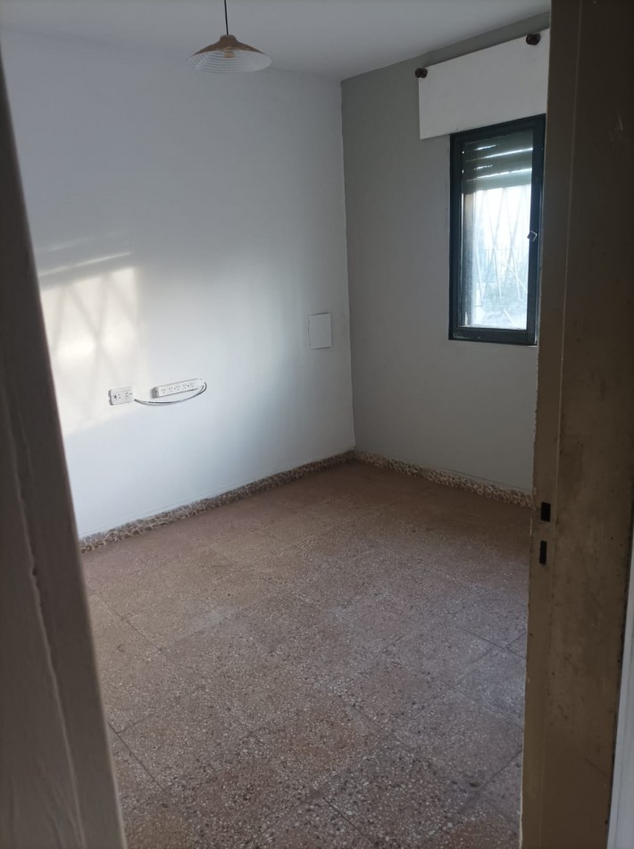 Casa en venta en Barrio Arenales - Gran terreno y potencial de ampliacion
