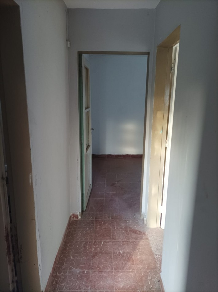 Casa en venta en Barrio Arenales - Gran terreno y potencial de ampliacion