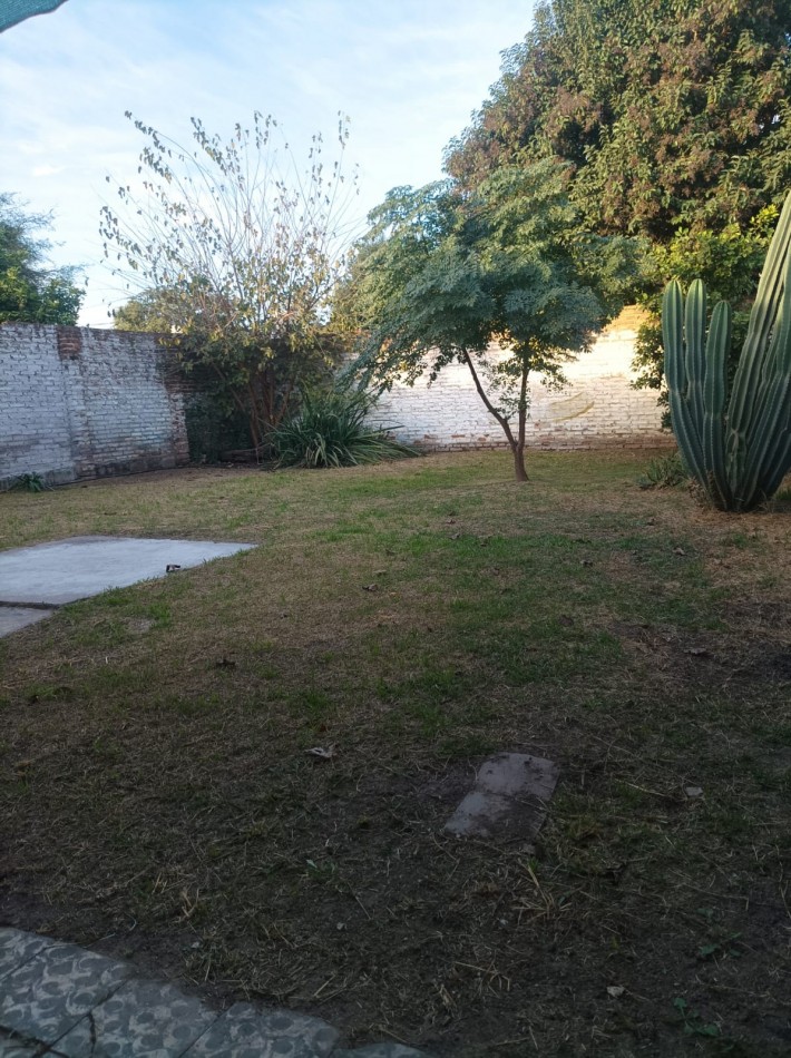 Casa en venta en Barrio Arenales - Gran terreno y potencial de ampliacion