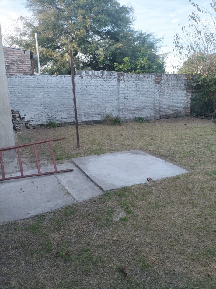 Casa en venta en Barrio Arenales - Gran terreno y potencial de ampliacion