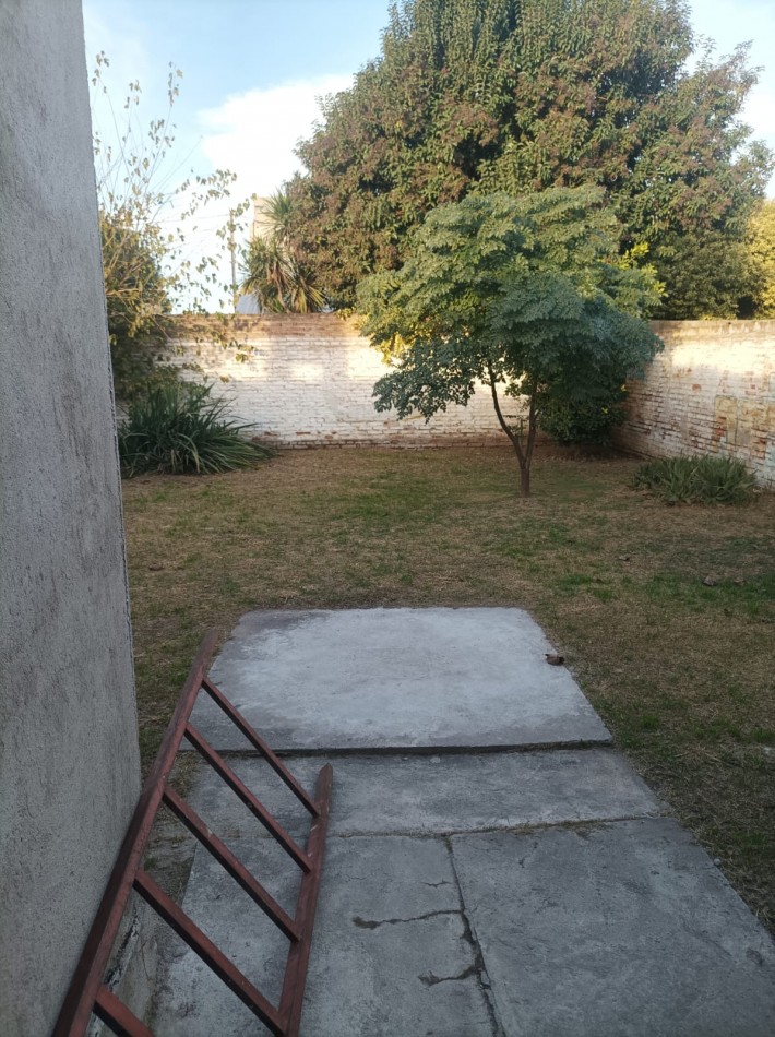 Casa en venta en Barrio Arenales - Gran terreno y potencial de ampliacion