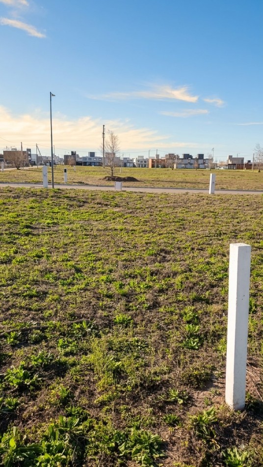 Lote en venta en Docta Parque - 300 m² apto duplex