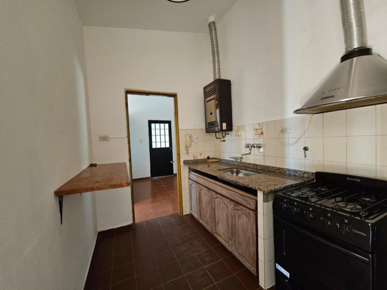 Casa en venta en Marques de Sobremonte - 3 dormitorios, patio y cochera doble | APTA CREDITO