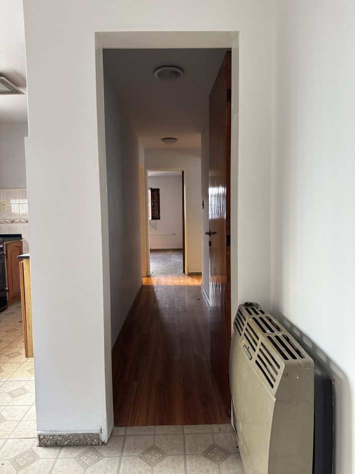 Oportunidad Casa en venta 3 dormitorios con pileta y quincho - Barrio Matienzo