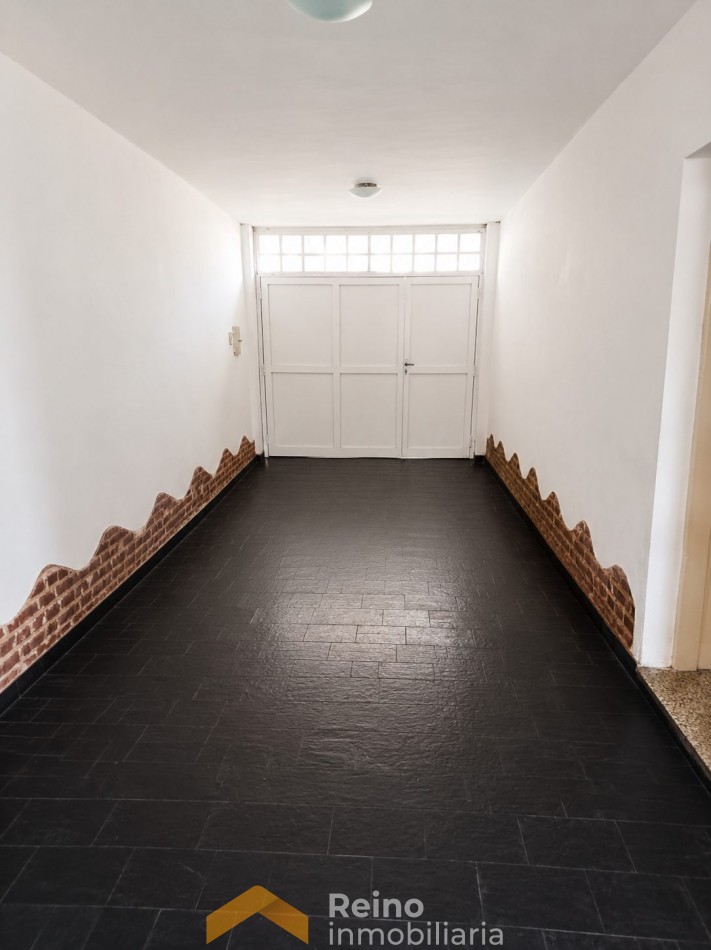 Casa en venta en Barrio Maipu - 3 dormitorios, pileta y 4 baños 