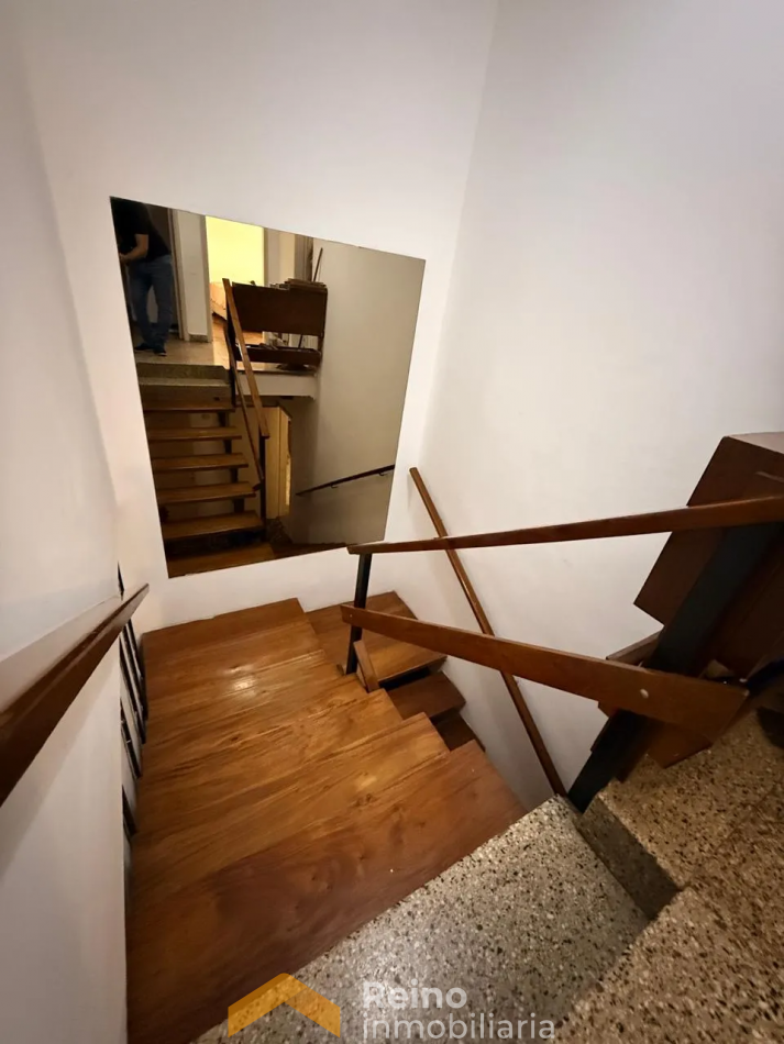 Casa en venta en Barrio Maipu - 3 dormitorios, pileta y 4 baños 